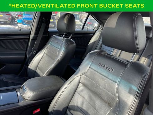 Used 2017 Ford Taurus SHO image 16