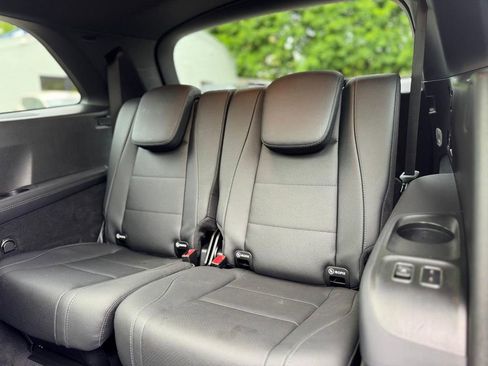 Used 2023 Mercedes-Benz GLS 450 4MATIC image 27
