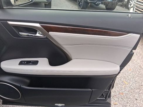 Used 2016 Lexus RX 350 350 4D Sport Utility image 23