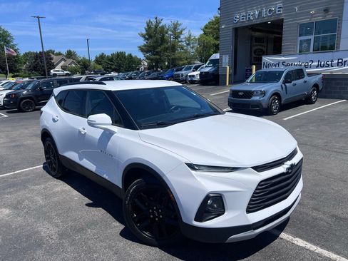 Used 2019 Chevrolet Blazer LT FWD image 12