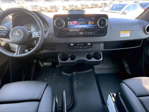 New 2026 Mercedes-Benz Sprinter 2500 image 5