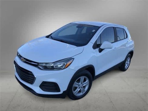 Used 2020 Chevrolet Trax LS w/ Tint and Cruise Package image 2