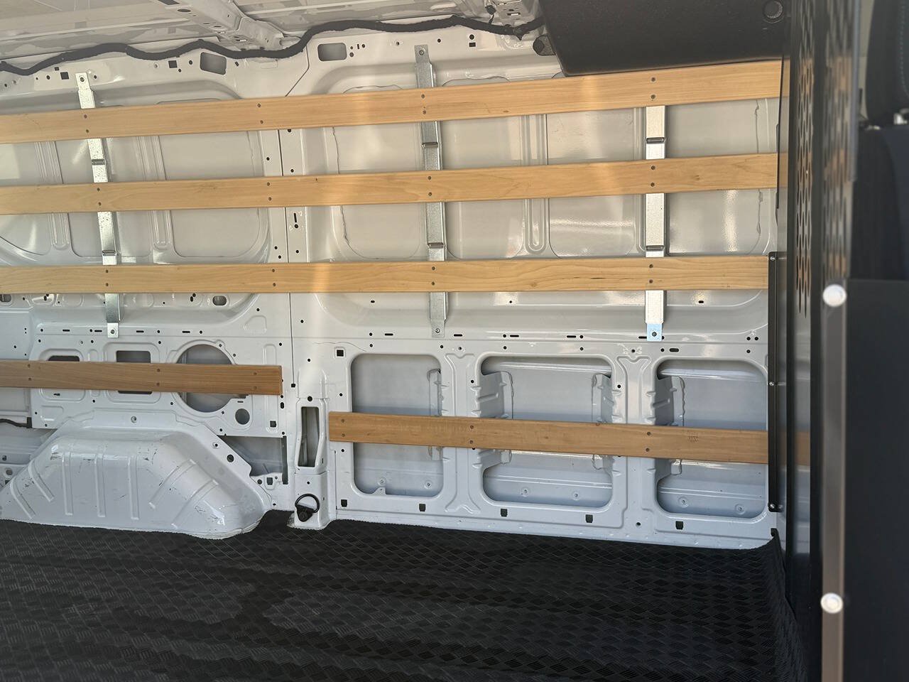 Used 2025 Ford Transit 250 Low Roof w/ Exterior Upgrade Package RWD image 82