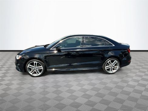 Used 2018 Audi A3 2.0T Premium Plus w/ Premium Plus Package FWD image 4