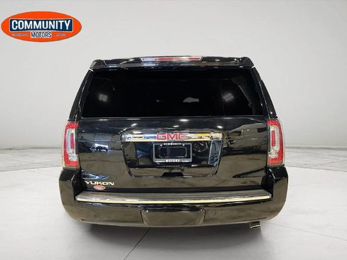 Used 2017 GMC Yukon Denali w/ Open Road Package AWD/4WD image 5