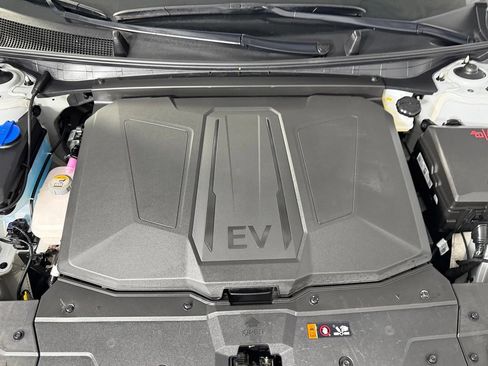 Used 2025 Hyundai Ioniq 5 Limited RWD image 31