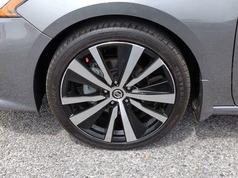 Used 2022 Nissan Altima 2.0 SR FWD image 34
