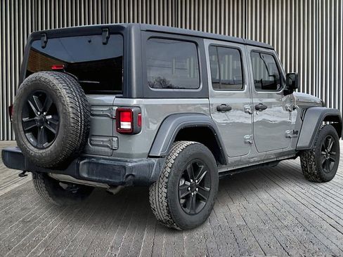 Used 2021 Jeep Wrangler Unlimited Sport image 12