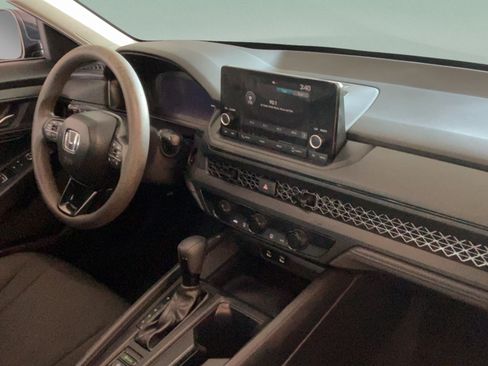 Used 2023 Honda Accord LX image 32