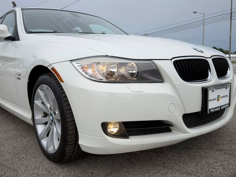Used 2009 BMW 328i xDrive Sedan AWD/4WD image 15