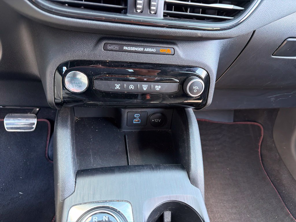 Used 2023 Ford Escape ST-Line w/ Tech Pack #1 FWD image 4
