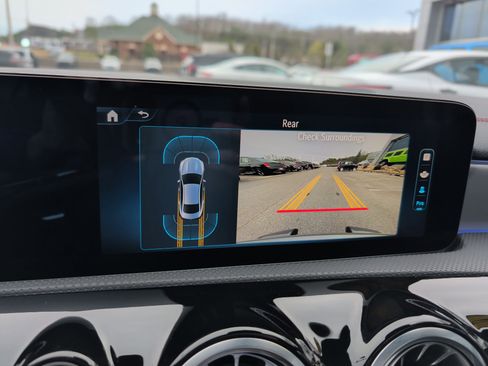 Used 2024 Mercedes-Benz CLA 250 image 33