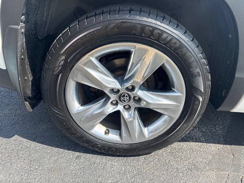 Used 2018 Toyota Highlander Limited AWD/4WD image 49