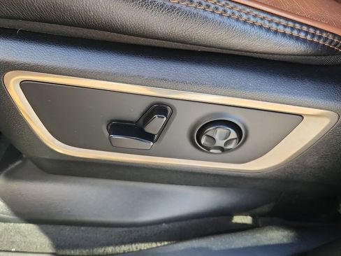 Used 2020 RAM 1500 Limited image 8