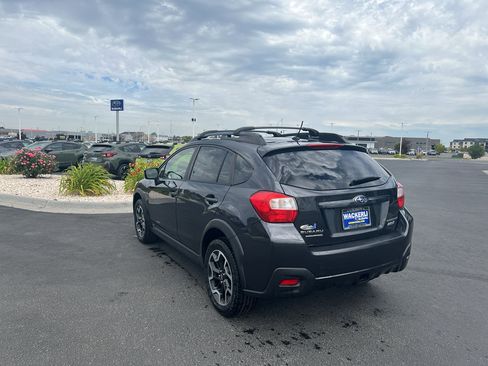 Used 2016 Subaru Crosstrek 2.0i Premium AWD/4WD image 3