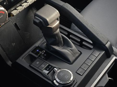 Certified 2024 Toyota Tacoma SR5 image 22