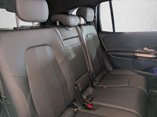 Used 2025 Mercedes-Benz GLB 250 image 21