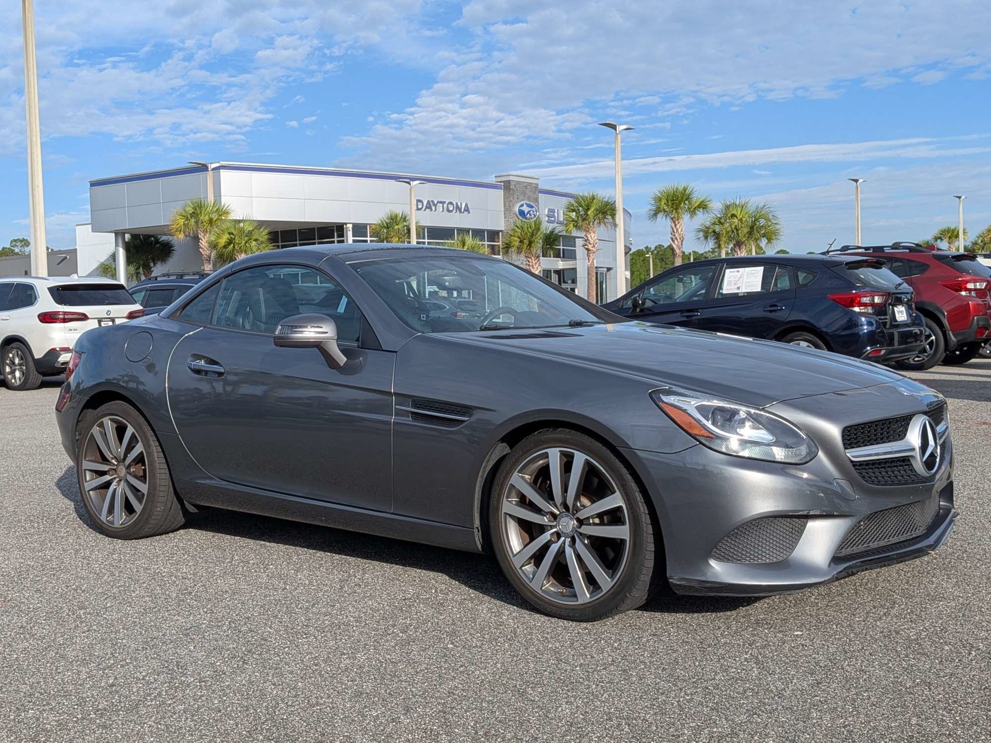 Used 2017 Mercedes-Benz SLC 300 image 2