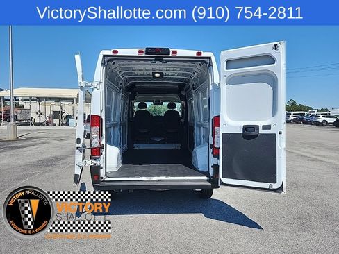 Used 2024 RAM ProMaster 2500 w/ Convenience Group FWD image 20