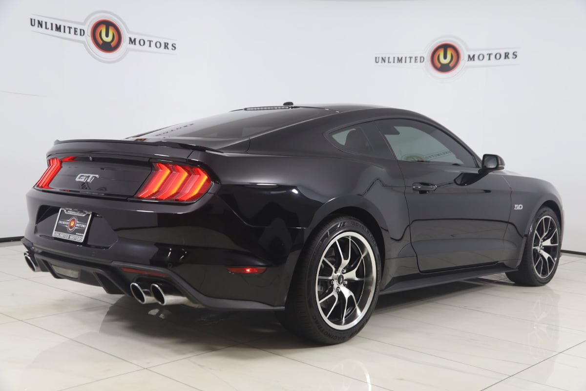 Used 2019 Ford Mustang GT Premium w/ Equipment Group 401A RWD image 3