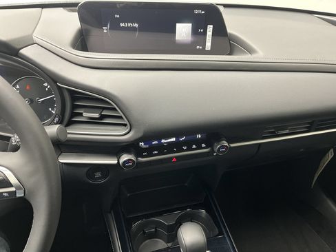 Used 2025 MAZDA CX-30 AWD 2.5 S w/ Select Sport Pkg image 14