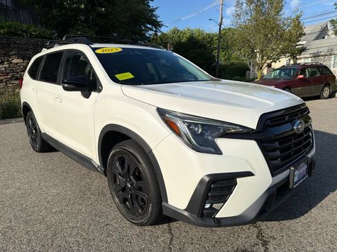 Used 2023 Subaru Ascent Onyx Edition AWD/4WD image 8