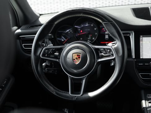 Used 2019 Porsche Macan AWD/4WD image 9