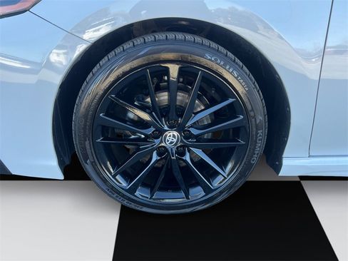 Used 2024 Toyota Camry XSE image 14