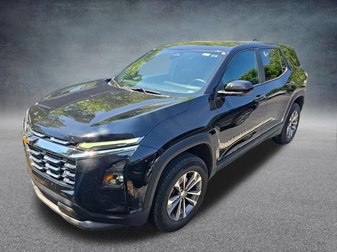 Used 2025 Chevrolet Equinox LT AWD/4WD image 4