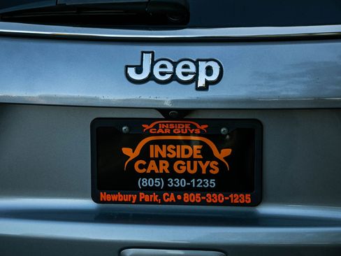 Used 2019 Jeep Compass Limited FWD image 16
