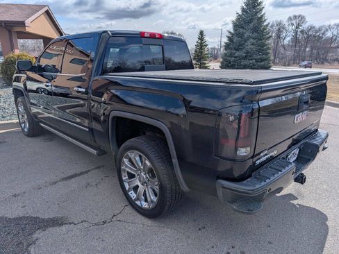 Used 2017 GMC Sierra 1500 Denali w/ Denali Ultimate Package image 7