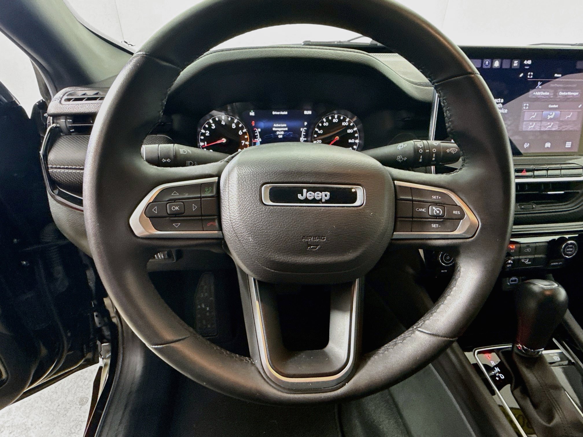 Used 2022 Jeep Compass Latitude FWD image 11