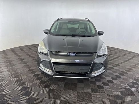 Used 2015 Ford Escape SE w/ Equipment Group 201A FWD image 2