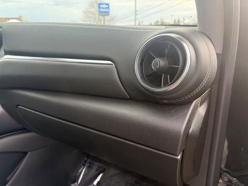 Used 2024 Chevrolet Blazer LT w/ Convenience Package image 15