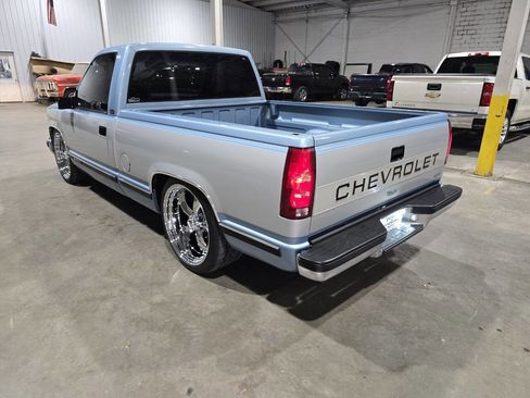 Used 1989 Chevrolet Silverado 1500 2WD Regular Cab image 9