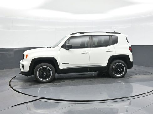 Used 2022 Jeep Renegade Latitude image 11