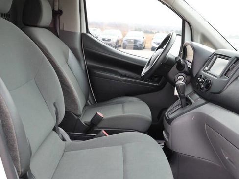 Used 2020 Nissan NV200 S image 16