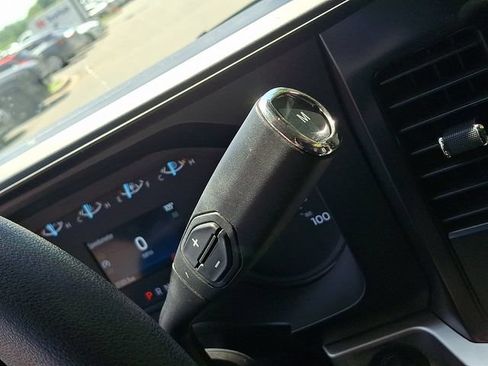 Used 2024 Ford F250 XLT AWD/4WD image 14