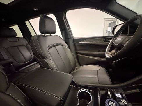 New 2026 Jeep Grand Cherokee L Limited AWD/4WD image 20