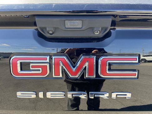 Used 2024 GMC Sierra 1500 Pro w/ Graphite Edition AWD/4WD image 33