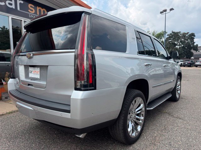 Used 2020 Cadillac Escalade Luxury w/ LPO, Radiant Package AWD/4WD image 7