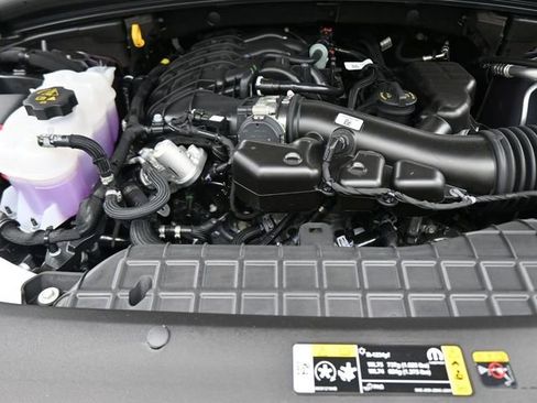 New 2025 Jeep Grand Cherokee L Limited image 35