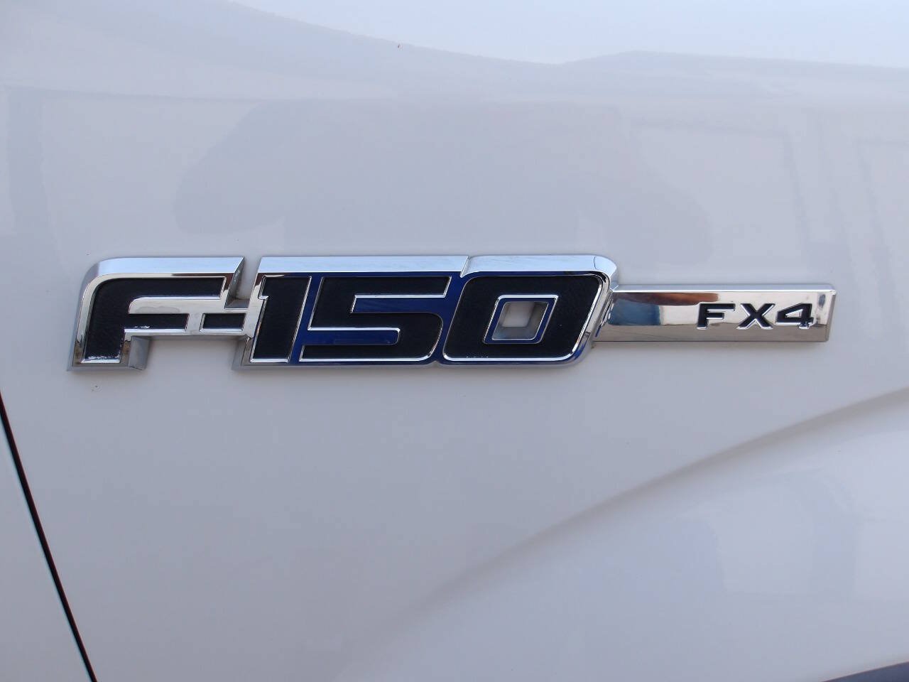 Used 2011 Ford F150 FX4 w/ FX Luxury Pkg AWD/4WD image 48