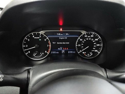 Used 2025 Nissan Altima 2.5 SV FWD image 11