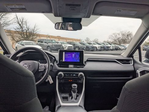 Used 2024 Toyota RAV4 LE image 24