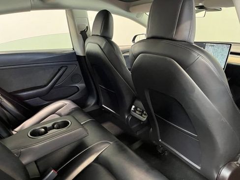 Used 2022 Tesla Model 3 Long Range AWD/4WD image 16