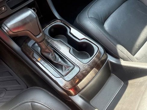 Used 2016 GMC Canyon SLT w/ Driver Alert Package RWD image 30