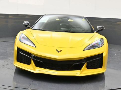 Used 2025 Chevrolet Corvette Z06 w/ Stealth Interior Trim Package image 8