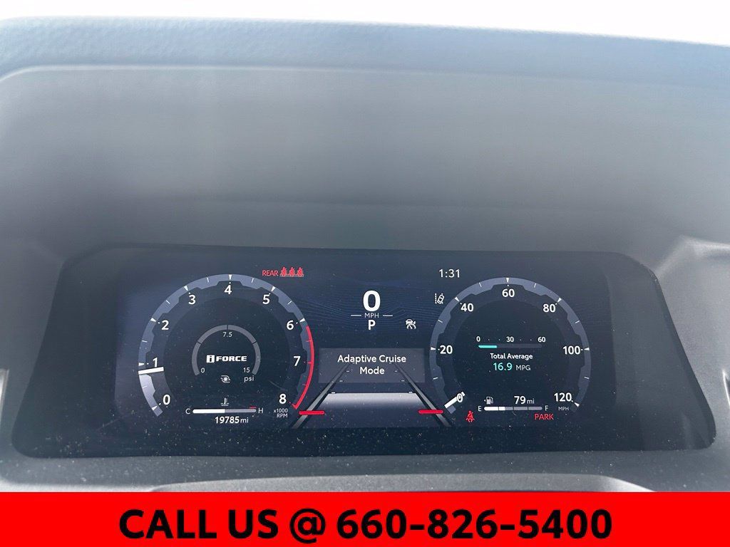 Used 2024 Toyota Tacoma TRD Off-Road AWD/4WD image 15