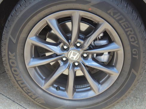 Used 2026 Honda CR-V EX-L image 3